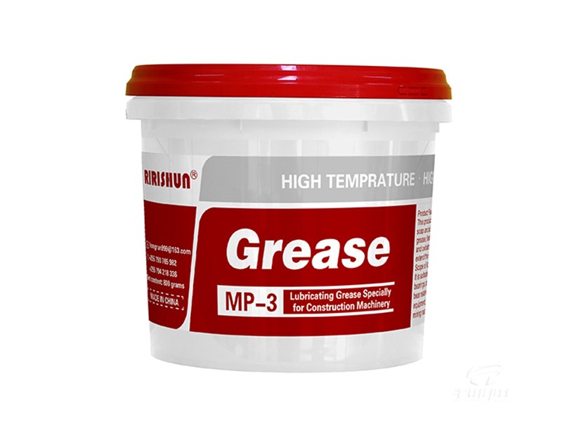 There are many advantages to using synthetic lubricants